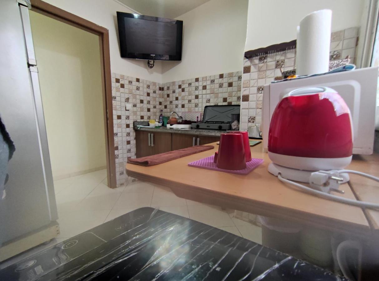 Beautiful Ground-Floor Apartment With Portable Air Conditioning, Parking, And Free Wi-Fi 卡萨布兰卡 外观 照片